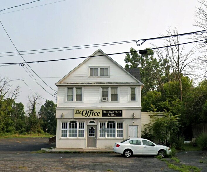 2319 Niagara Falls Blvd, Wheatfield Township, NY à vendre - Photo de l’immeuble – Image 2 sur 4