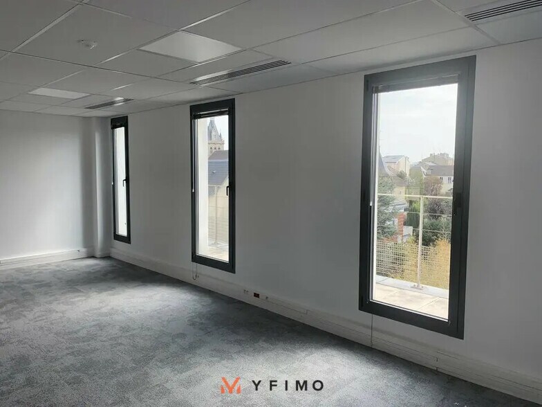 Bureau dans Maisons-Laffitte à louer - Photo de l’immeuble – Image 3 sur 6