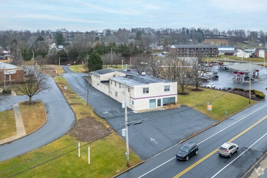 560 South Reading Rd, Ephrata, PA à louer - Aérien – Image 2 sur 8
