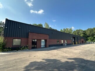 Plus de détails pour 1717-1721 Oak Dr, Mchenry, IL - Industriel/Logistique à vendre