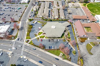 601 Crater Lake Ave, Medford, OR - VUE AÉRIENNE vue de carte - Image1