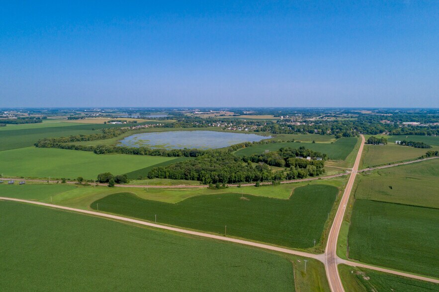 13620 County Road 33, Norwood Young America, MN à vendre - Photo de l’immeuble – Image 1 sur 9