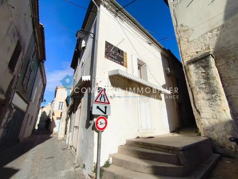 Local commercial dans Vallabrègues à vendre - Photo de l’immeuble – Image 2 sur 6