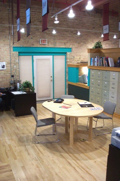 1327 W Washington Blvd, Chicago, IL à louer - Photo intérieure – Image 3 sur 122