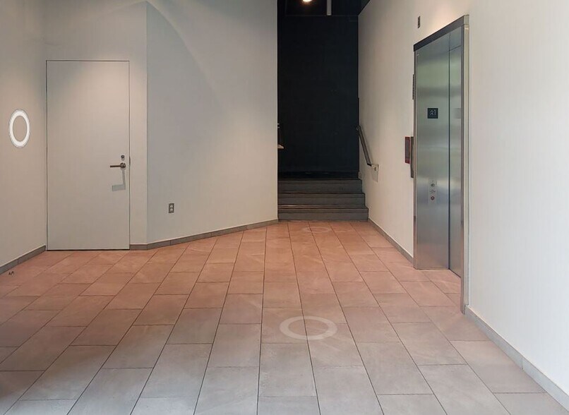 120 Q St NE, Washington, DC à louer - Numérisation 3D Matterport – Image 2 sur 26