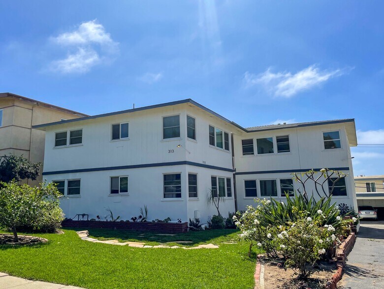 313 Calle Miramar, Redondo Beach, CA à vendre - Photo de l’immeuble – Image 2 sur 15