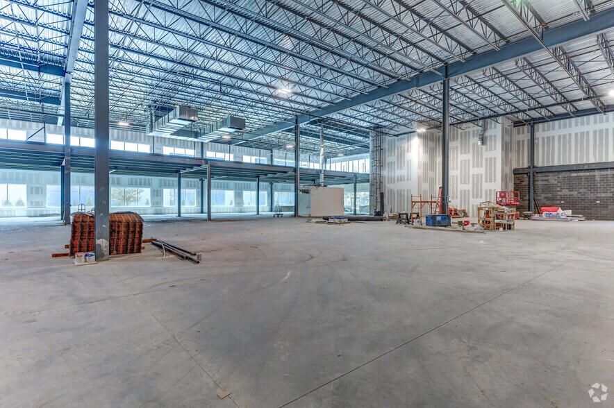 31 Farinella Dr, East Hanover, NJ à vendre - Photo intérieure – Image 3 sur 10