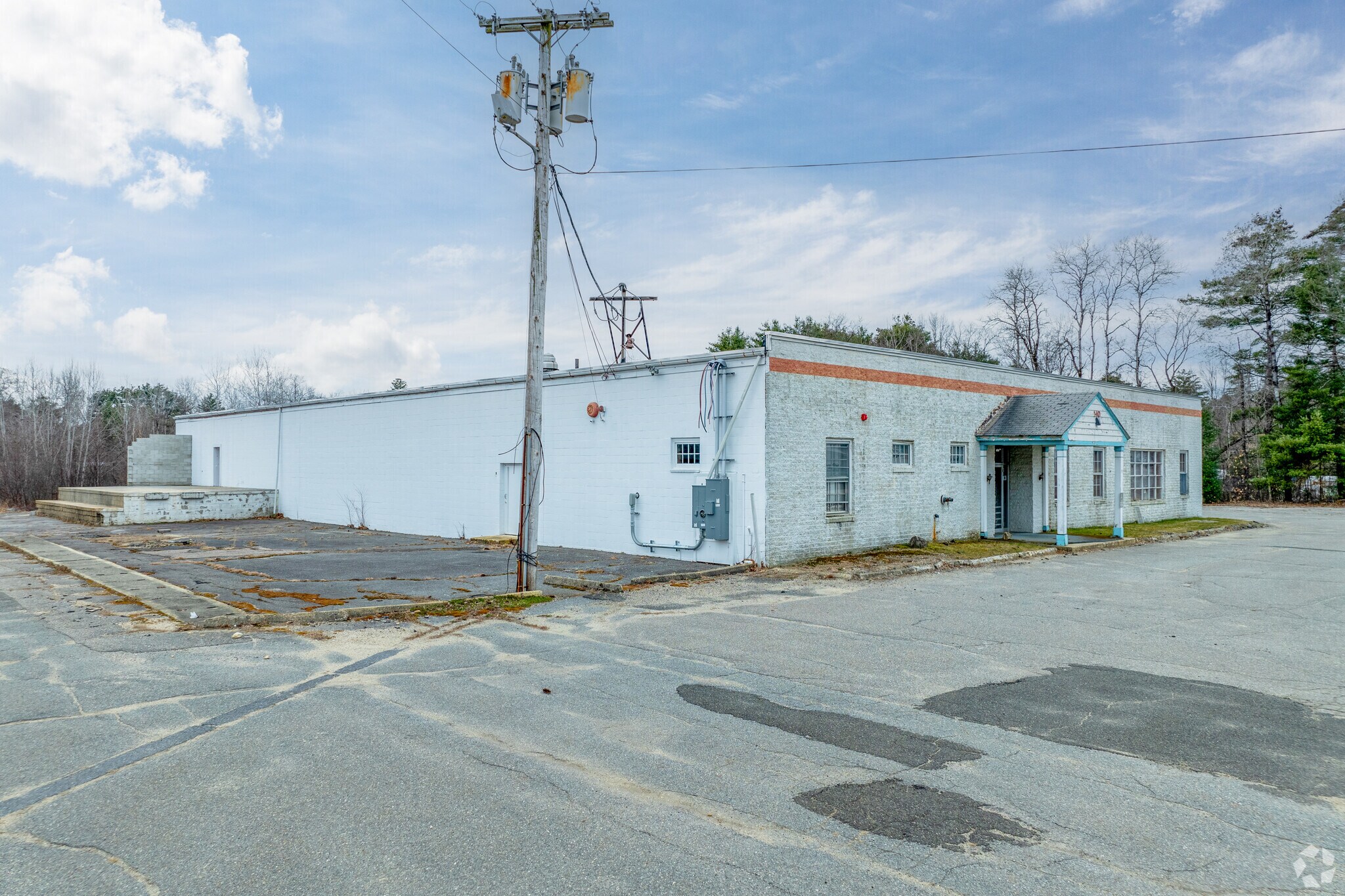 136-140 New Athol Rd, Orange, MA à louer Photo principale– Image 1 sur 17