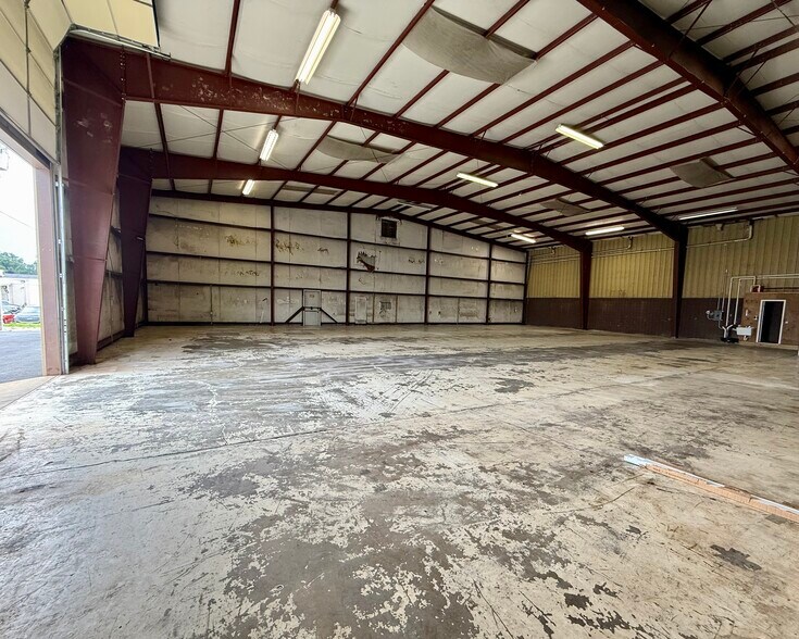 7011 Calmar Dr, Mechanicsville, VA à louer - Photo de l’immeuble – Image 3 sur 7