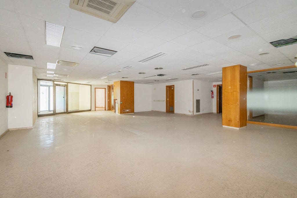 Lleida, LER 25006 - Lot 01 - - Photo intérieure - Image 1 of 17