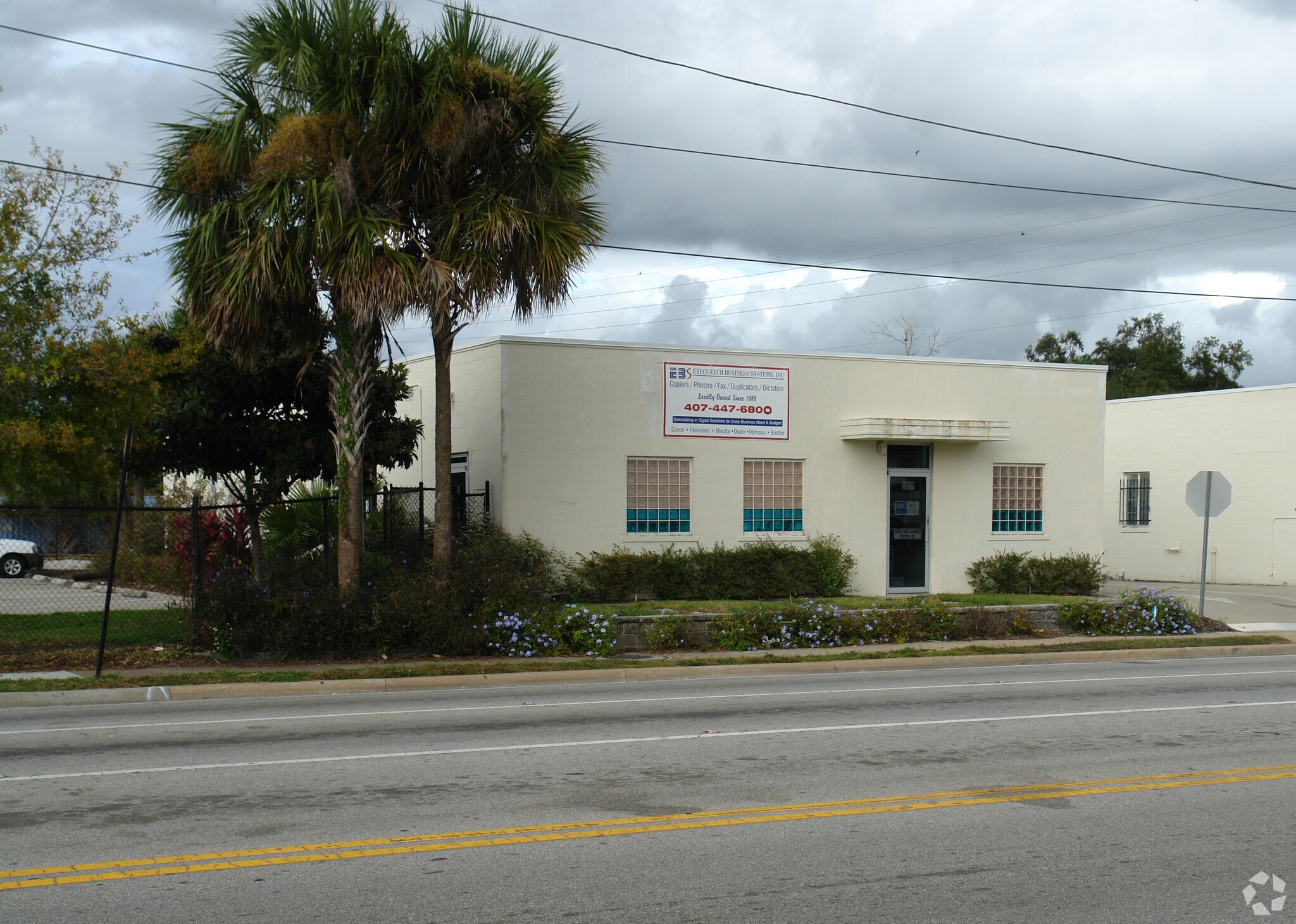 1827-1829 Silver Star Rd, Orlando, FL à louer Photo de l’immeuble– Image 1 sur 13