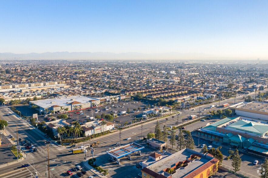 1735 W Artesia Blvd, Gardena, CA à louer - Aérien – Image 1 sur 9