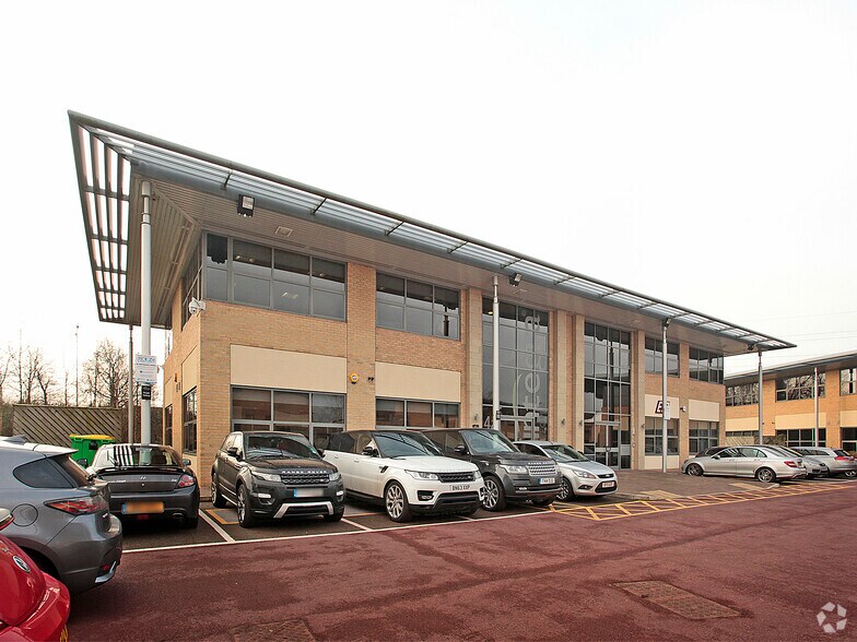 Olympic Way, Warrington à vendre - Photo de l’immeuble – Image 2 sur 4