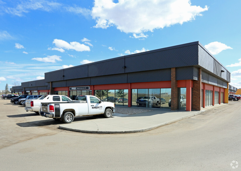3532-3552 78 Av NW, Edmonton, AB à louer - Photo de l’immeuble – Image 2 sur 5