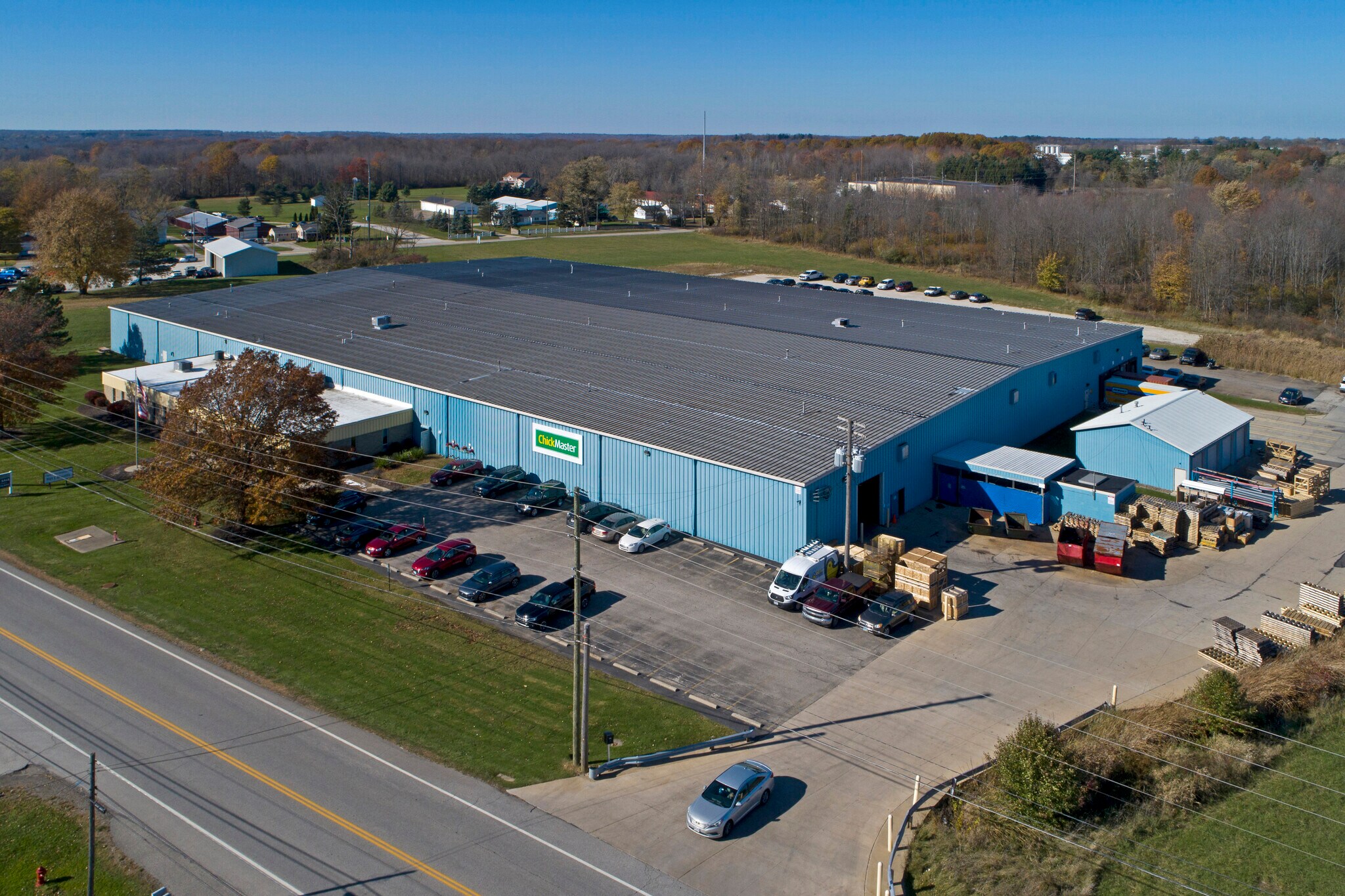 945 Lafayette Rd, Medina, OH à louer Photo principale– Image 1 sur 10