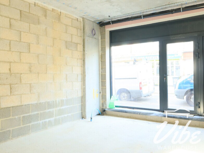 10-20 Windus Rd, Londres à louer - Photo de l’immeuble – Image 3 sur 7