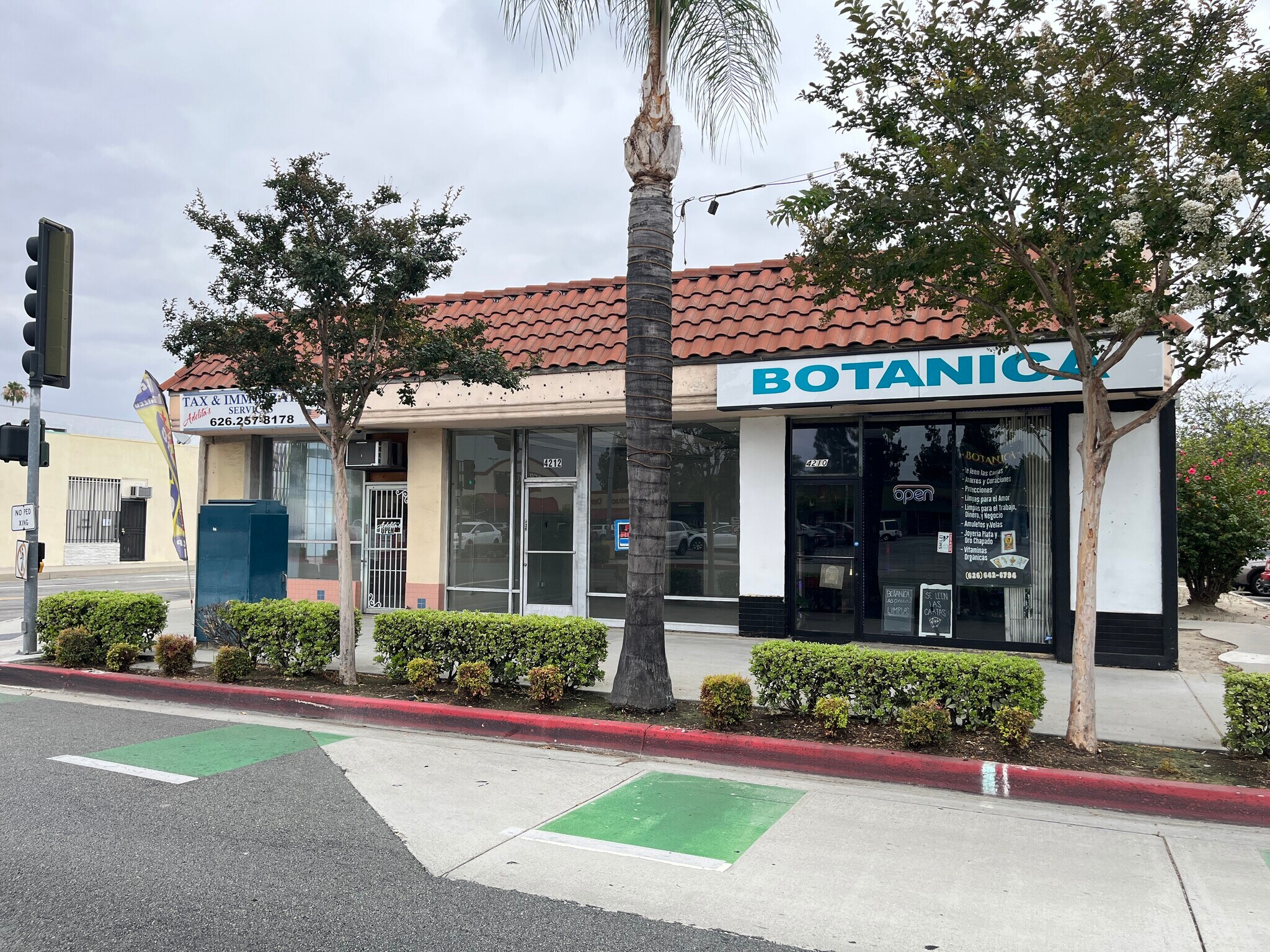 4210-4212 Maine Ave, Baldwin Park, CA à louer Photo de l’immeuble– Image 1 sur 6