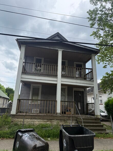 20 unit with 9.77% cap rate portefeuille de 6 biens à vendre sur LoopNet.fr - Photo de l’immeuble – Image 3 sur 4