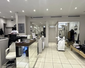 37 Bis Rue Du Colisée, Paris à louer Photo intérieure– Image 2 sur 2