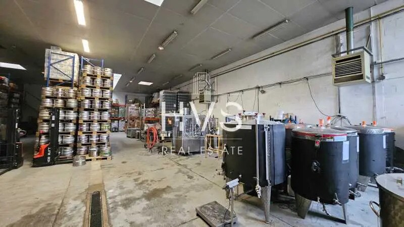 Local d’activités dans Vitrolles à louer - Photo intérieure – Image 2 sur 4