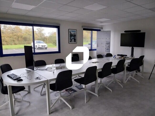 Plus de détails pour Bureau à louer