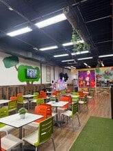 10720-10834 NW 58th St, Miami, FL à louer Photo intérieure– Image 1 sur 9