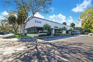 Plus de détails pour 5410-5430 NW 33rd Ave, Fort Lauderdale, FL - Bureau à louer