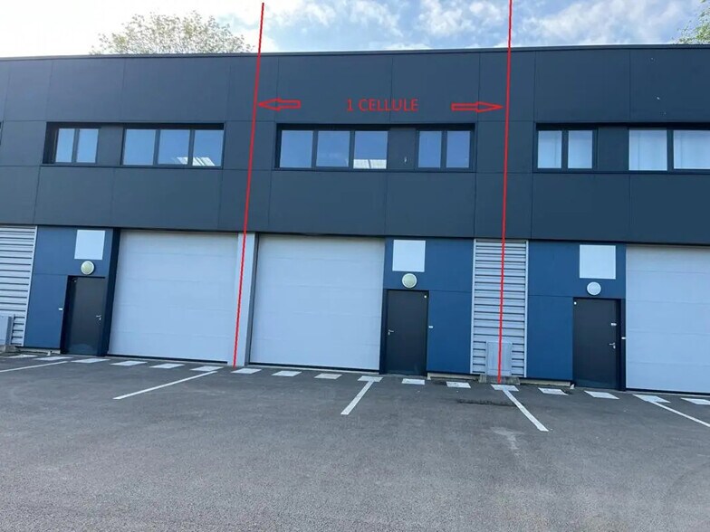 Local d’activités dans Besançon à louer - Photo de l’immeuble – Image 2 sur 6