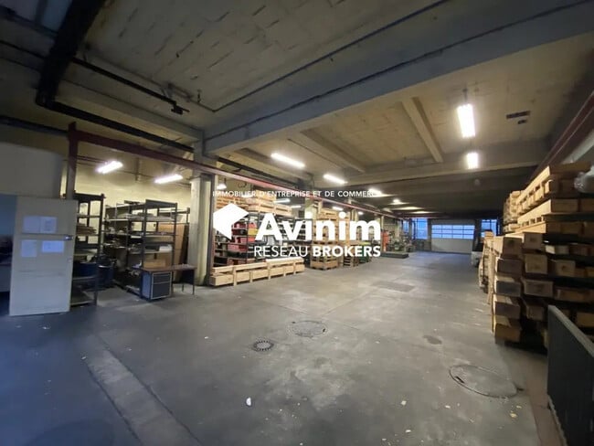 Plus de détails pour Local d’activités à vendre