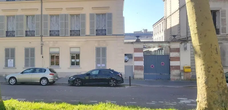 Bureau dans Versailles à louer Photo de l’immeuble– Image 1 sur 11