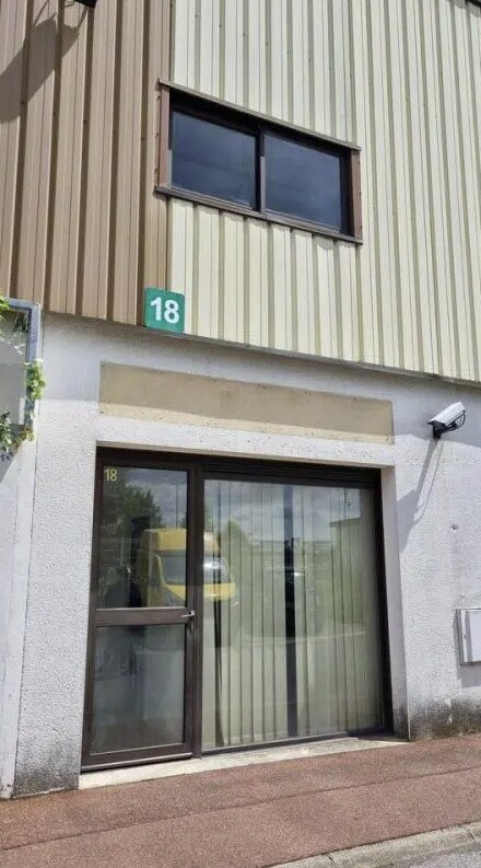 Plus de détails pour 1 Route D'Ozoir, Roissy-en-Brie - Local commercial à louer