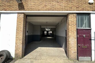 9-15 Trafford Rd, Reading à louer Photo de l’immeuble– Image 1 sur 8