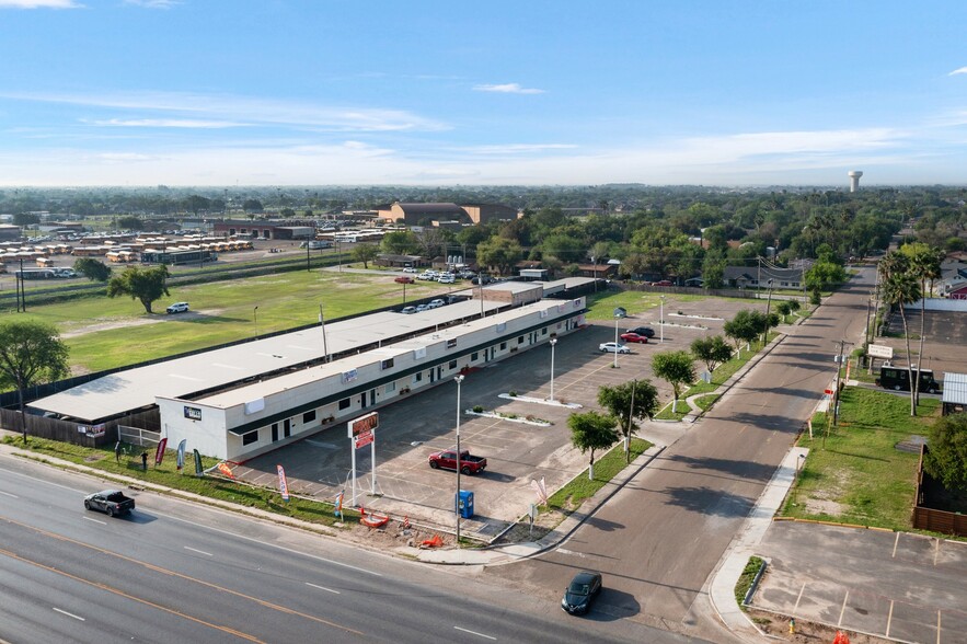 302 E Business 83, San Juan, TX à louer - Photo de l’immeuble – Image 2 sur 10