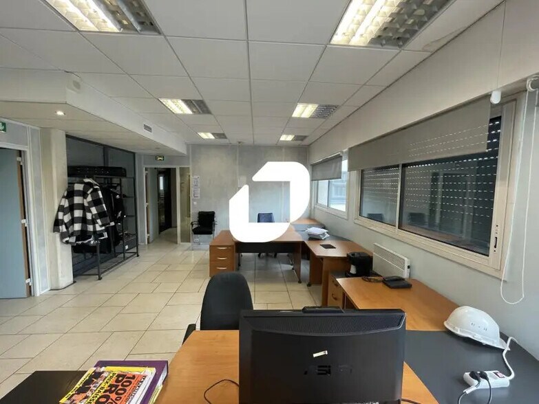 Bureau dans Fontenay-sous-Bois à louer - Photo intérieure – Image 2 sur 9