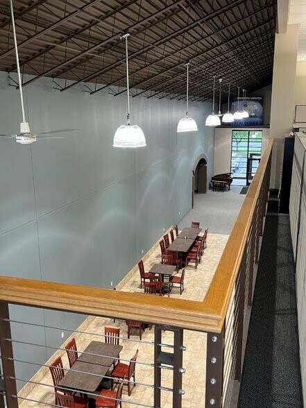 20855 Kensington Blvd, Lakeville, MN à louer - Photo intérieure – Image 2 sur 16