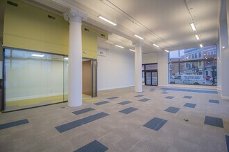 2 3rd St, Troy, NY à vendre Photo intérieure– Image 2 sur 11