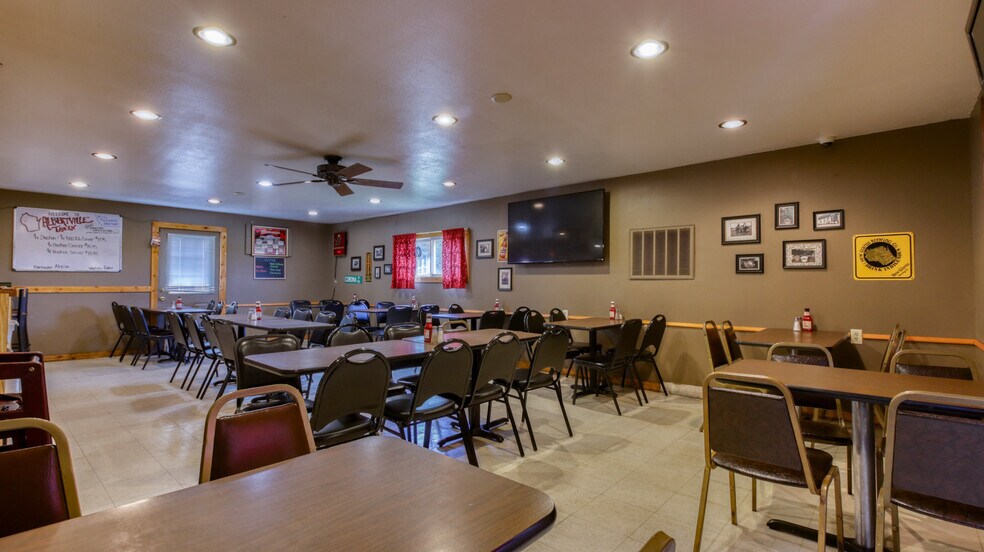 8114 35th St, Colfax, WI à vendre - Photo de l’immeuble – Image 3 sur 32