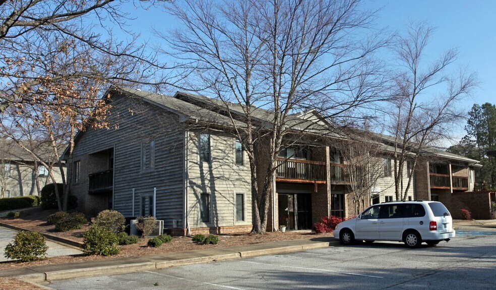 2375 E Main St, Spartanburg, SC à louer - Photo de l’immeuble – Image 3 sur 8