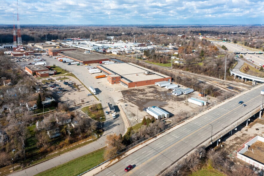 12499 Evergreen Ave, Detroit, MI à louer - Aérien – Image 2 sur 6