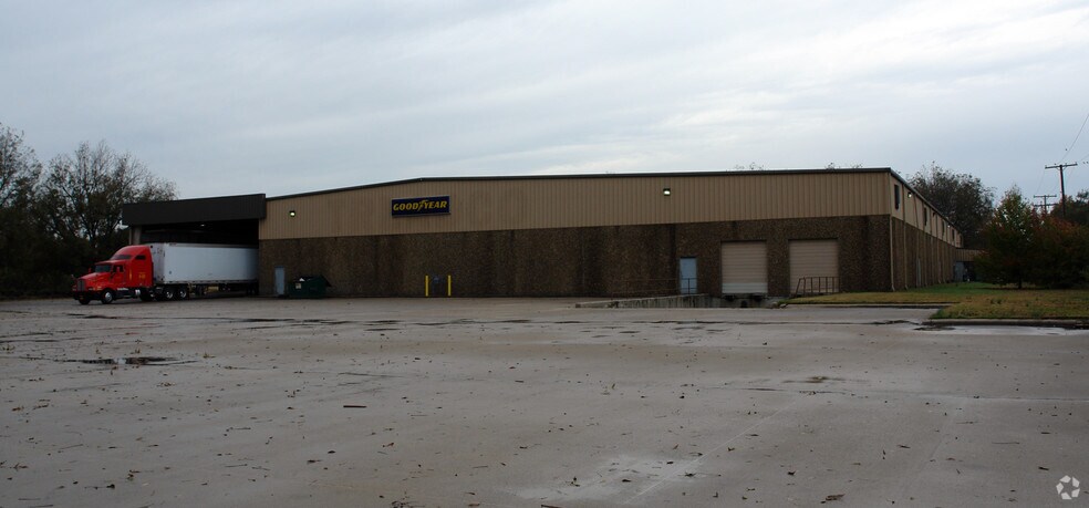 7510 Fluid Dr, Little Rock, AR à louer - Photo de l’immeuble – Image 3 sur 4