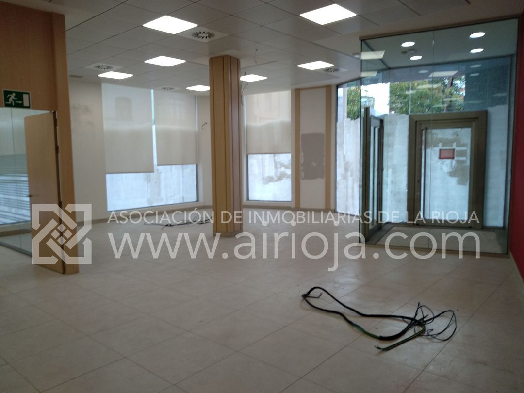 Local commercial dans Logroño, La Rioja à louer Photo intérieure– Image 1 sur 2