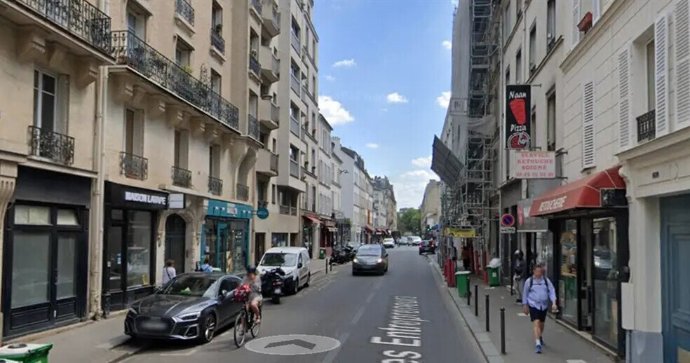 Local commercial dans Paris à louer - Photo de l’immeuble – Image 1 sur 2