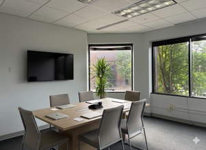 11492 Bluegrass Pky, Louisville, KY à louer Photo intérieure– Image 1 sur 10