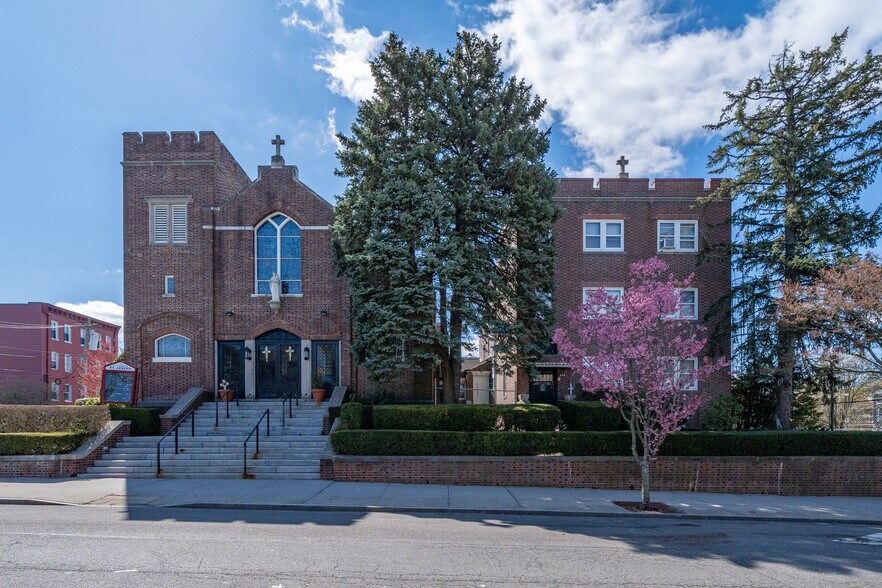 280 Washington Ave, New Rochelle, NY à vendre - Photo de l’immeuble – Image 2 sur 10
