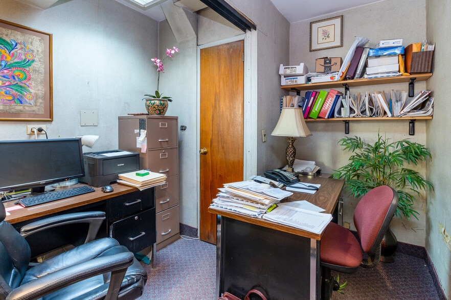 400-416 E 56th St, New York, NY à vendre - Photo intérieure – Image 3 sur 17