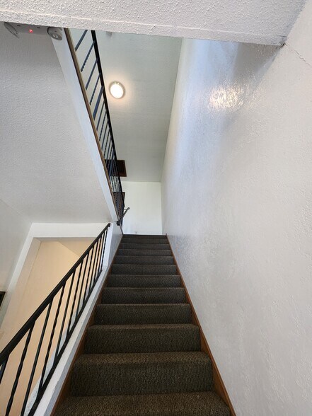 30 Baker St W, Saint Paul, MN à vendre - Photo de l’immeuble – Image 3 sur 13