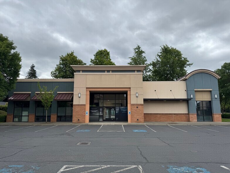 13600 NE 84th St, Vancouver, WA à louer - Photo de l’immeuble – Image 2 sur 10