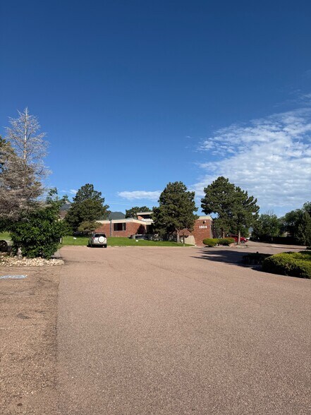 1604 S 21st St, Colorado Springs, CO à vendre - Photo de l’immeuble – Image 3 sur 9