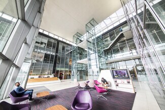 Plus de détails pour 268 Bath Rd, Slough - Coworking à louer