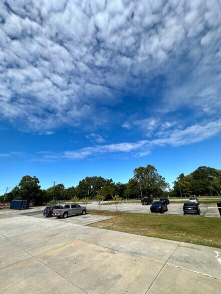 2201 Mechanic St, Charleston, SC à louer - Photo de l’immeuble – Image 2 sur 9